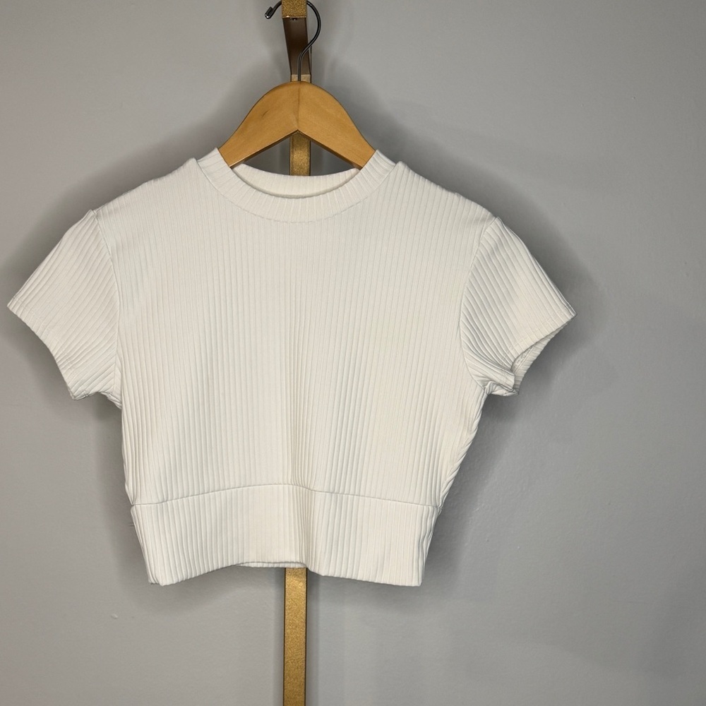 Victoria's Secret White Ribbed Crop Top